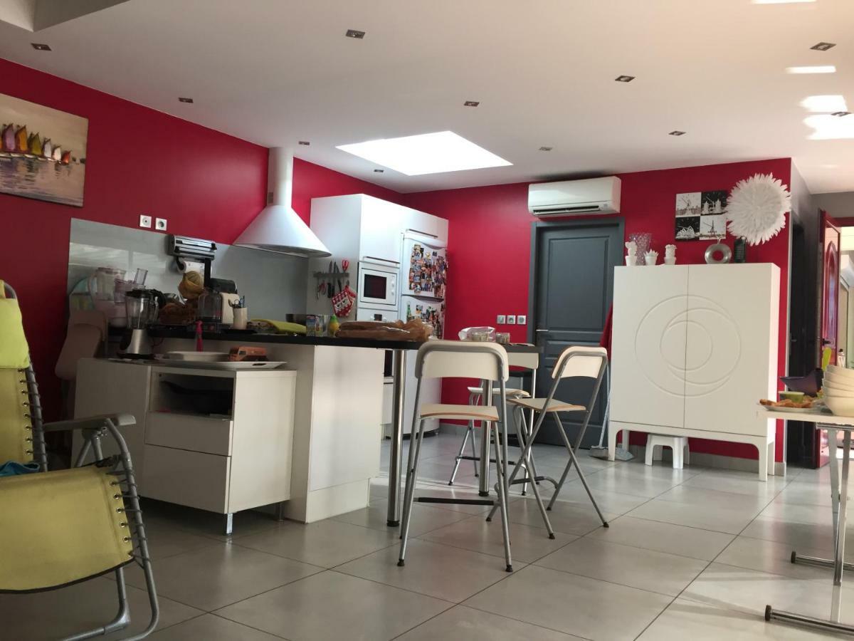 Loft, Avec Piscine Privative Et Parking, A 15 Minutes A Pied Du Centre Ville Et A 20 Mn De La Mer 몽펠리에 외부 사진